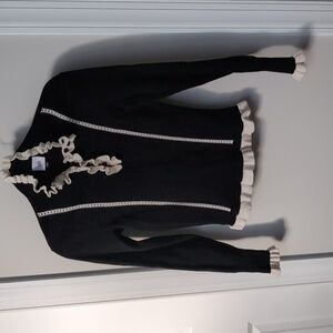 Cabi XS Black And Cream Fitted Sweater